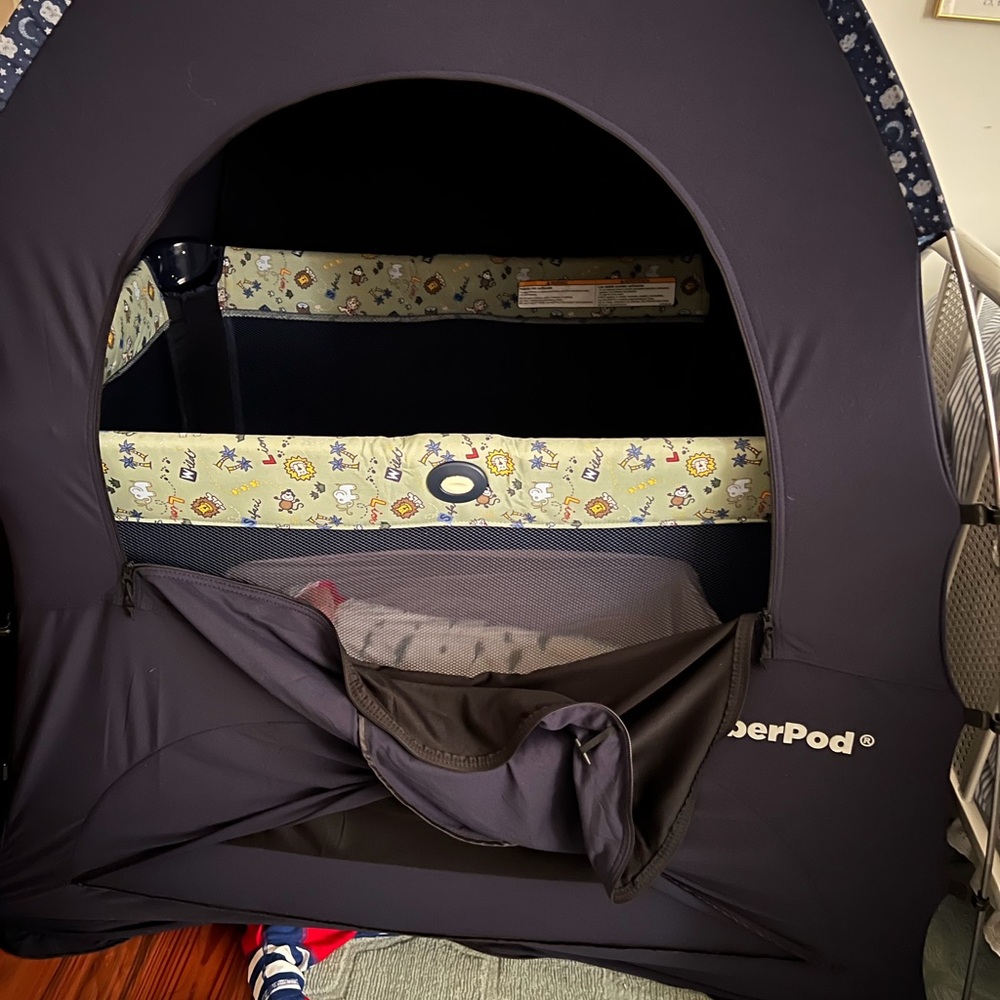 EUC Slumberpod blackout tent